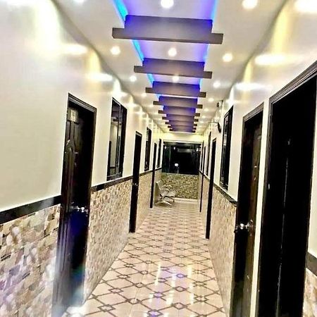 Diplomat Inn Hotel การาจี ภายนอก รูปภาพ